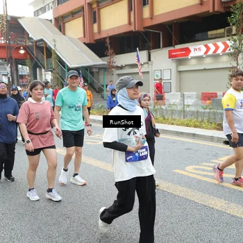 Runner Photo 4604815