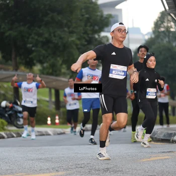 Runner Photo 4604871