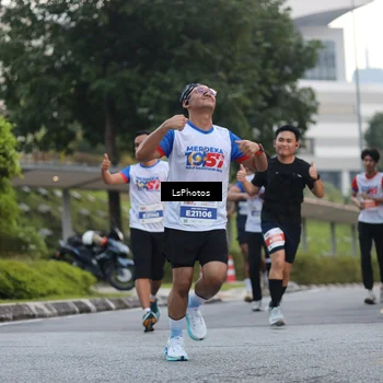 Runner Photo 4604911