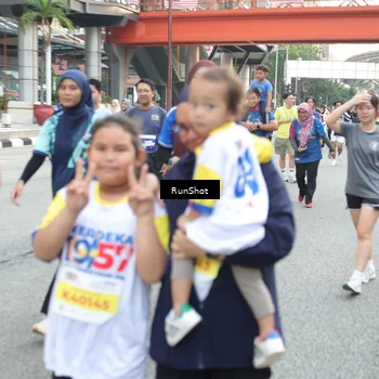 Runner Photo 4604975