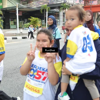 Runner Photo 4605054