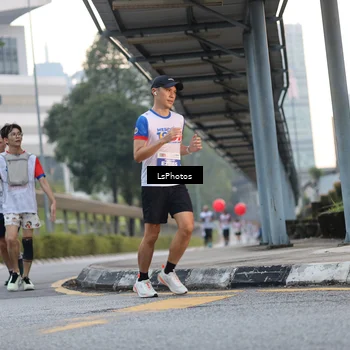 Runner Photo 4605060