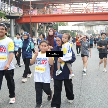 Runner Photo 4605096