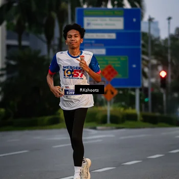 Runner Photo 4605217