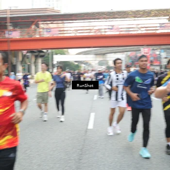 Runner Photo 4605415