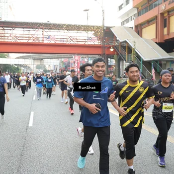Runner Photo 4605435