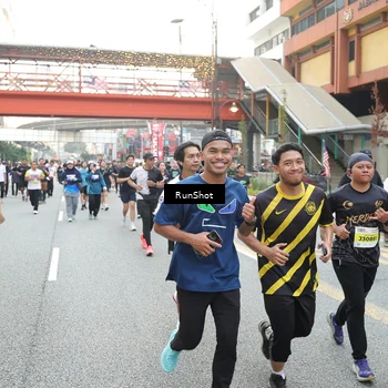 Runner Photo 4605447