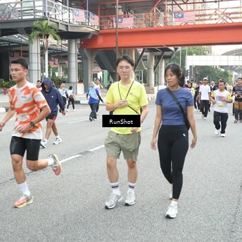 Runner Photo 4605631