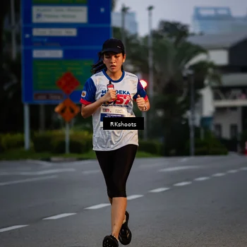 Runner Photo 4605635
