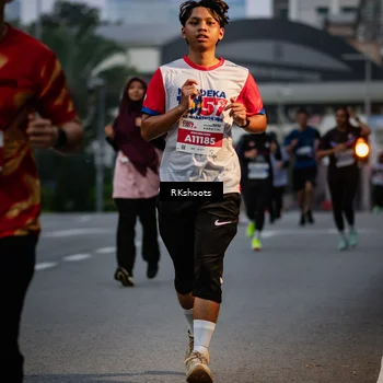 Runner Photo 4605683