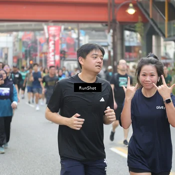 Runner Photo 4605718