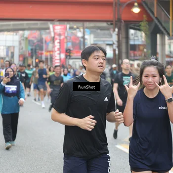 Runner Photo 4605753