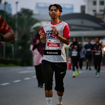 Runner Photo 4605769