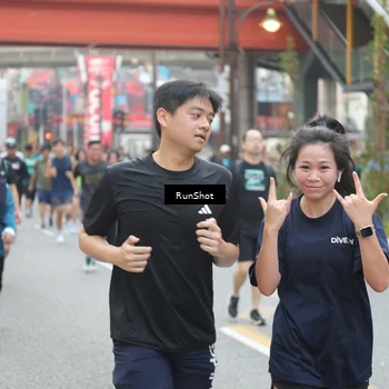 Runner Photo 4605773
