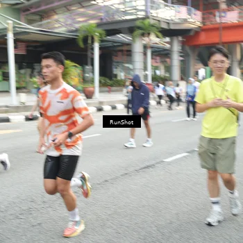 Runner Photo 4605815