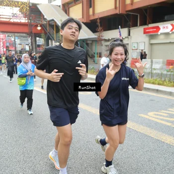 Runner Photo 4605871
