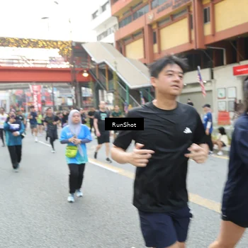 Runner Photo 4605896