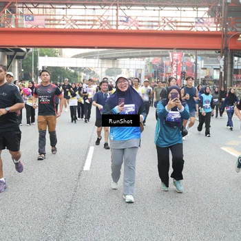 Runner Photo 4606111
