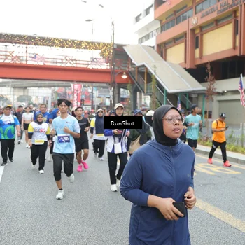 Runner Photo 4606114