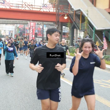 Runner Photo 4606181