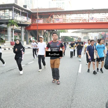 Runner Photo 4606356