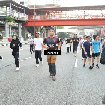 Runner Photo 4606358