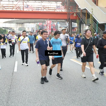 Runner Photo 4606371