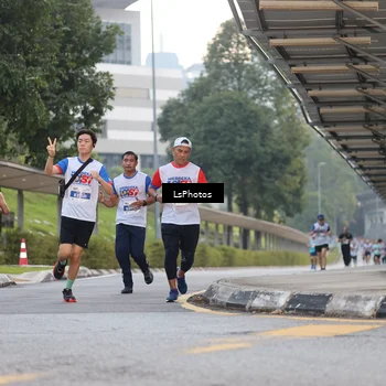 Runner Photo 4606405