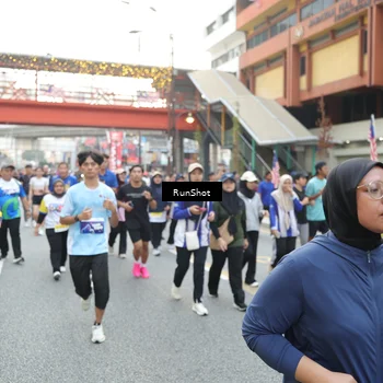 Runner Photo 4606416