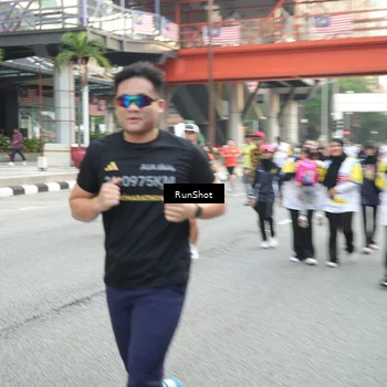 Runner Photo 4606477