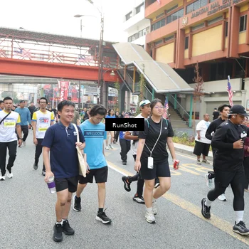 Runner Photo 4606490