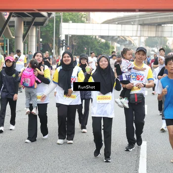 Runner Photo 4606496