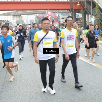Runner Photo 4606517