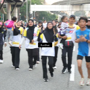 Runner Photo 4606518