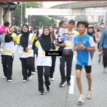 Runner Photo 4606534