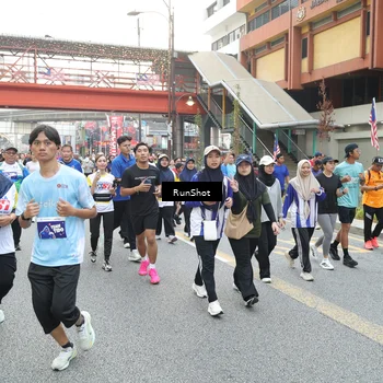 Runner Photo 4606605