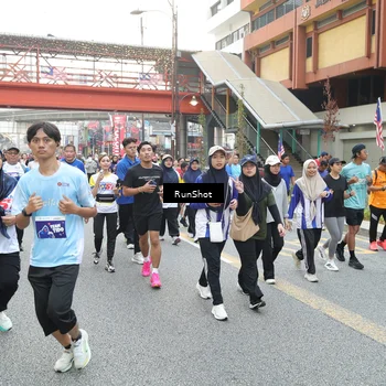 Runner Photo 4606648