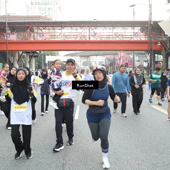 Runner Photo 4606700