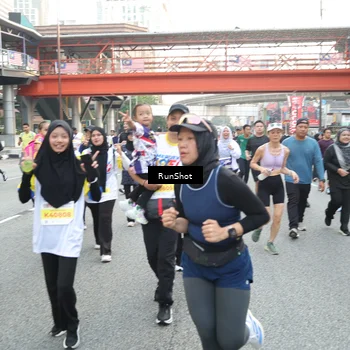Runner Photo 4606711