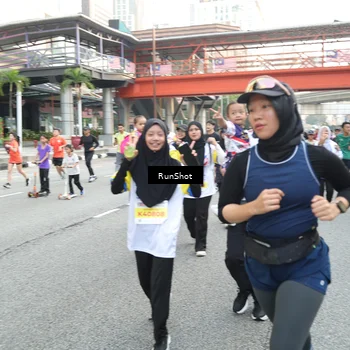Runner Photo 4606734