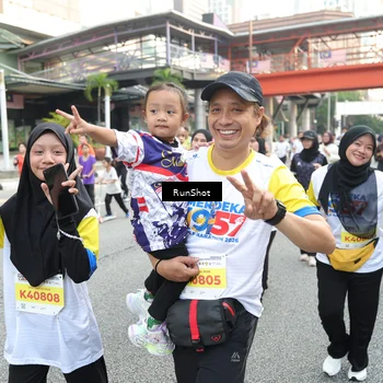 Runner Photo 4606845