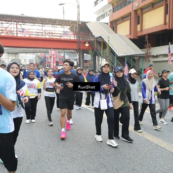 Runner Photo 4607008