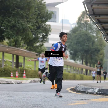 Runner Photo 4607137