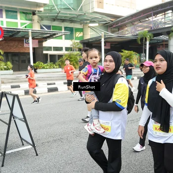 Runner Photo 4607144