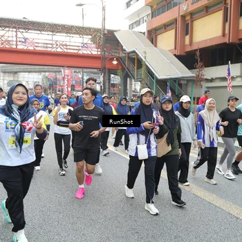 Runner Photo 4607172