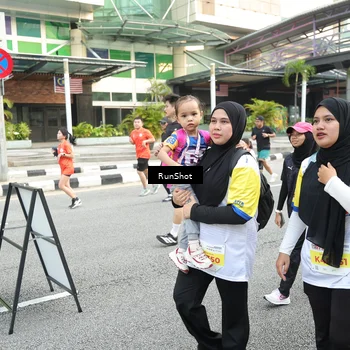 Runner Photo 4607175