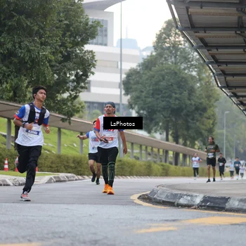 Runner Photo 4607176