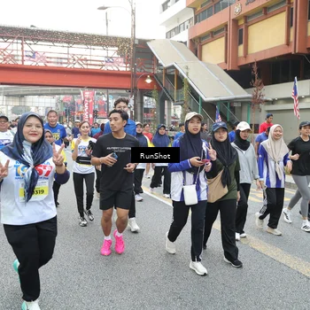 Runner Photo 4607357