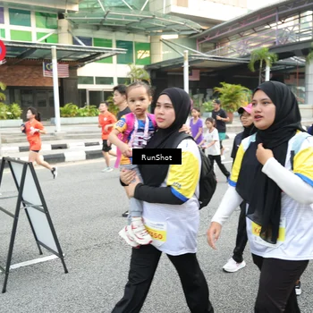 Runner Photo 4607387