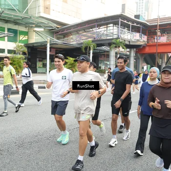 Runner Photo 4607483